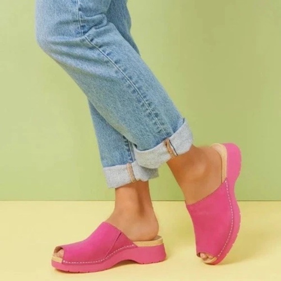 Dansko Shoes - Dansko Ravyn Peep Toe Sandals Fuchsia Milled Nubuck Womens Size EU36 /US 6-6.5